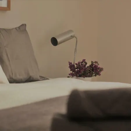 Baixa-chiado Cosy 5 Bedrooms ליסבון