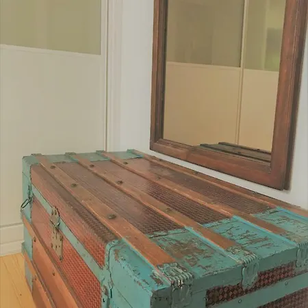 Baixa-chiado Cosy 5 Bedrooms Διαμέρισμα