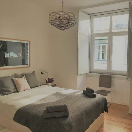 Baixa-chiado Cosy 5 Bedrooms