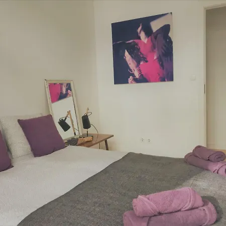 Baixa-chiado Cosy 5 Bedrooms * ליסבון