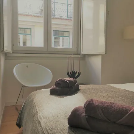 Baixa-chiado Cosy 5 Bedrooms דירה ליסבון