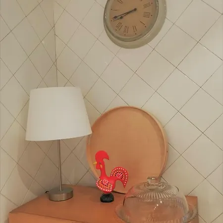 Baixa-chiado Cosy 5 Bedrooms * ליסבון
